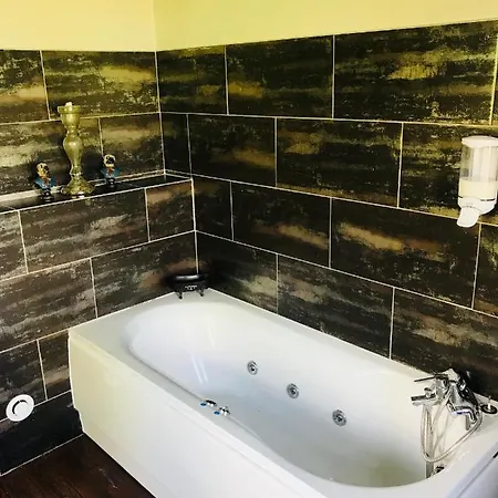 Chateau De La Prade 3* ناربون