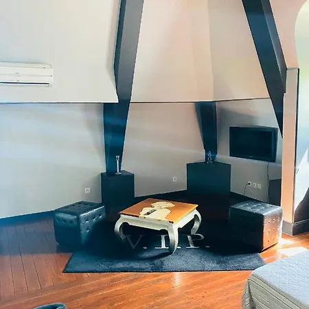 Chateau De La Prade ناربون