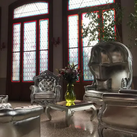 ゲストハウス Chateau De La Prade ナルボンヌ