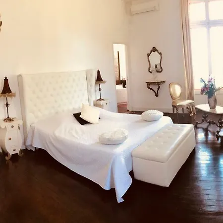 Château De La Prade